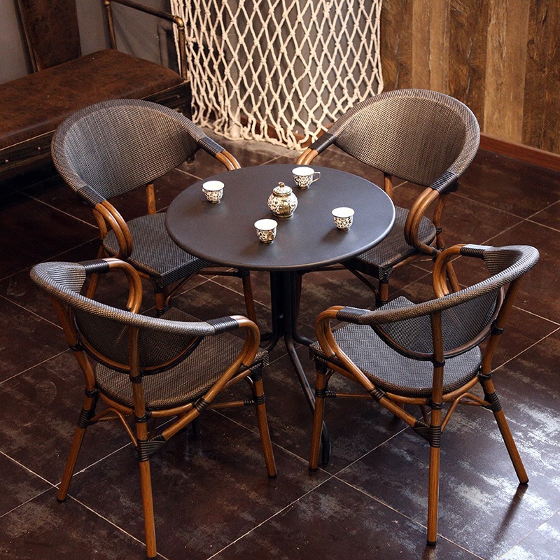 Conjunto de Mesa e Cadeiras pa - Outdoor Furniture Table And Chairs avaliação e preço
